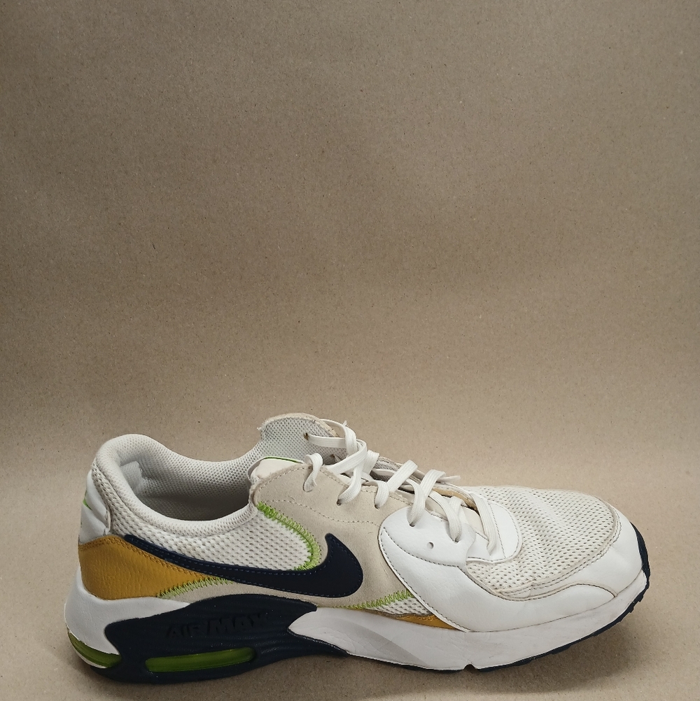 Nike Air Max Men's White and Gold Athletic Shoes